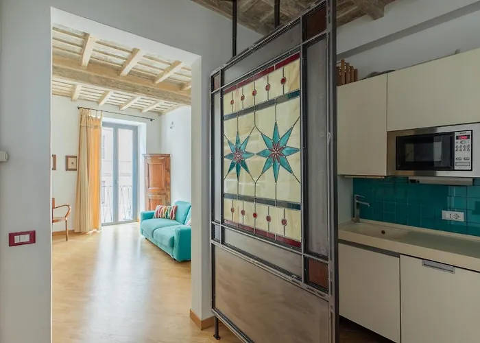 Appartement Iflat Colorful And Wood Near The Synagogue *